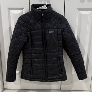 Patagonia Black nano puff jacket size XS
